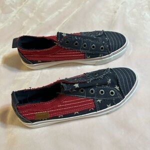 Blowfish Navy Blue and Red Stars & Stripes Slip-on Sneakers - women’s 9.5